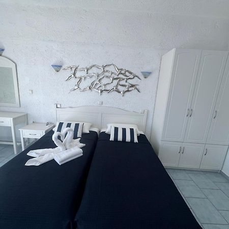 Marinas Studios Livadia  Ruang foto