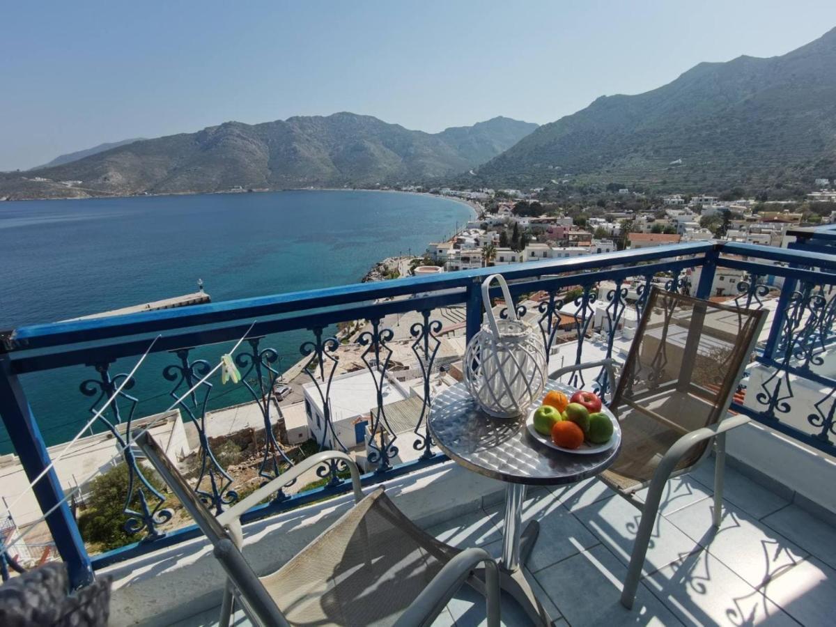 Marinas Studios Livadia  Bagian luar foto