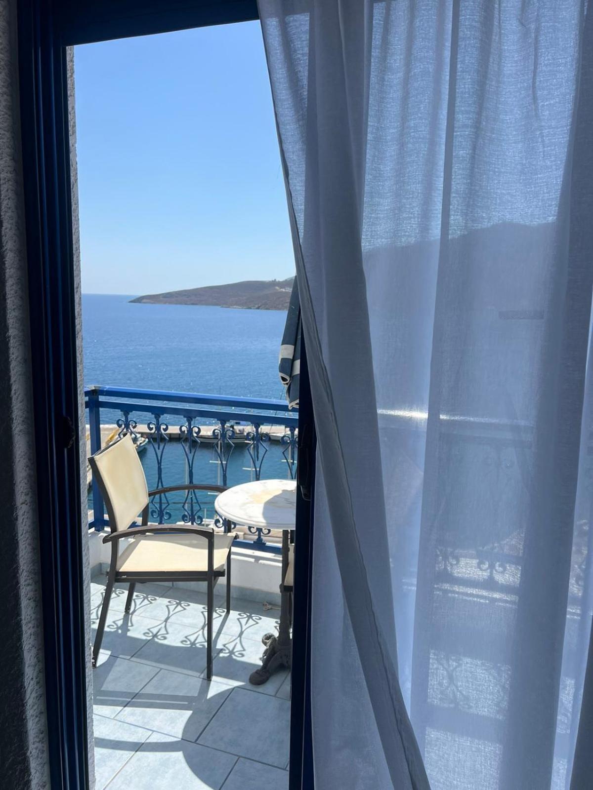 Marinas Studios Livadia  Bagian luar foto