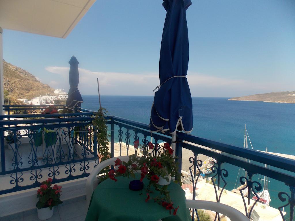 Marinas Studios Livadia  Bagian luar foto